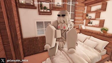 'Huge Cocks Surfing On The Beach - Full Version'