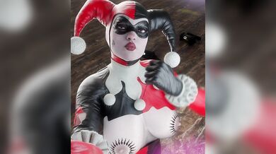 Harley Quinn Rides The Sybian