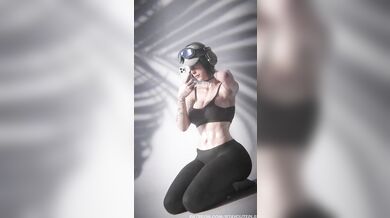 "Hentai Cheerleaders in Heavy Artillery Combat: Ela Bosak, Sporty and ????"