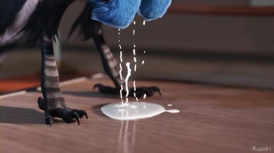 Wow, the free use of our museum is so hot that it will make you want to break the glass and get in!