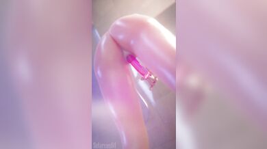 Setarcos04s lonely bath with Nyotengu in the shower