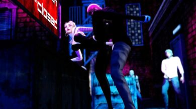 Gwen gets down and dirty with a sexy criminal!