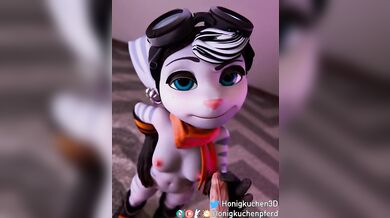 One-handed Handjob with a Sexy Rivet Fixation