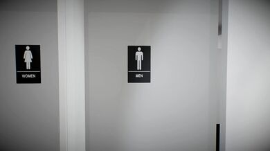 Worship the holy pussy with a divine oral service!