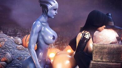 The Liara and Miranda Lawson Salamander 2 - The Naked Snake Eats the Apple!