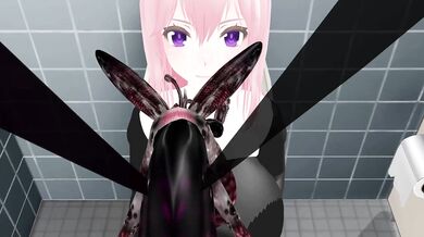 Vid1 - Lilia in bathroom