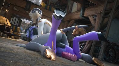 Watch Tektah and her girlfriend indulge in some horsing around!