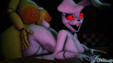 Toy Chica Teaches Vanny a Lesson - DahSharky