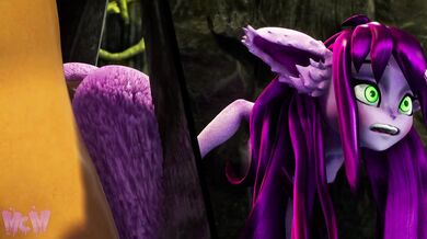 Sexy Lola Loves Making Cum-filled Tunnels in Her Moist Cavity Map!