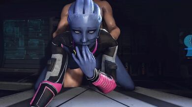 Sonnie Liara: Massive Glasses Effect - A SFW Temptation