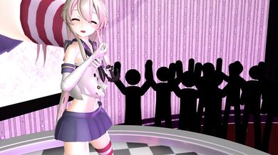 Wet and Wild: Rolling with the Tides as a Shimakaze Rolls in the Sand