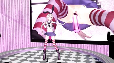 Wet and Wild: Rolling with the Tides as a Shimakaze Rolls in the Sand