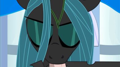 Queen Chrysalis [tiarawhy] gets double penetrated by two hot guys and moans loudly as they pound her hard