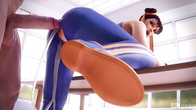 Chun-Li gets lucky with her sexy moves in a spicy hentai video!