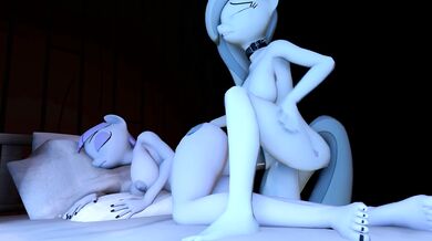 When shes not busy sucking on her finger, Maud loves to fuck with her marble dildo