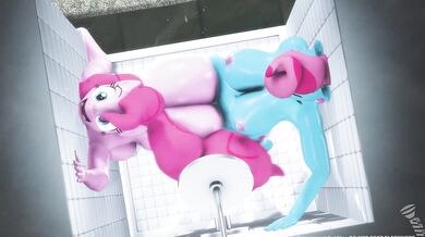 Cumming with SFM in the Shower while Eating Cake