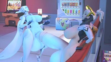 Write a new sentence that replaces the words in bold with synonyms