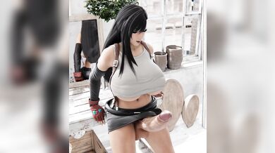 Milky Futanari Cumshots featuring Tifa Lockhart