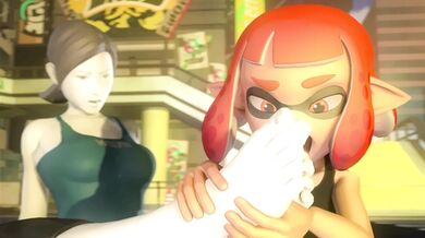 Splatter Squirt Sessions with Amateur Throwaway and her Wii Remote