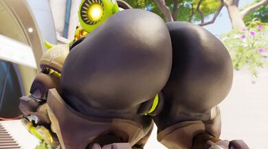 Orisas Twerking Sensation in Slow Motion