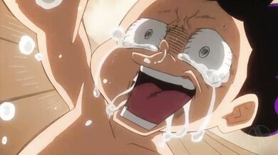 Heroakka is stripping down while taking a relaxing bath