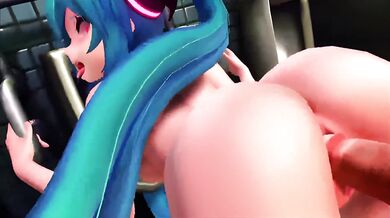Bangin with Hatsune Miku (Uncensored)