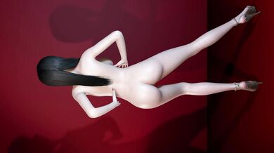 Tiffanys seductive dance moves leave Cloud breathless!