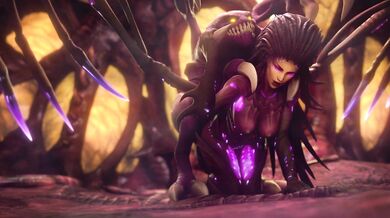 Missionary Love: Kerrigan and the Zergling [Colonelyobo]