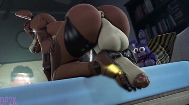 Freddy Fazbear and the Sister Location - A Scarlet Self Footjob