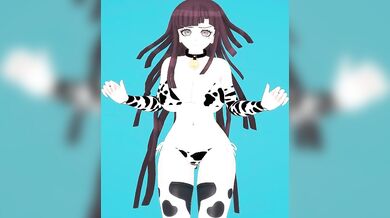 Mikan Tsumiki, the sexy cowgirl, rides her sturdy bull in a seductive bikini