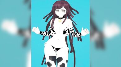 Mikan Tsumiki, the sexy cowgirl, rides her sturdy bull in a seductive bikini