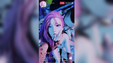 Hey guys, Seraphine is going to do a live stream today and she promises its going to be hot! You dont want to miss out on this one!