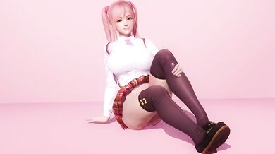 Watch as Honoka poses in front of the Gravure Studio camera, capturing every delicious curve of her body in all its glory