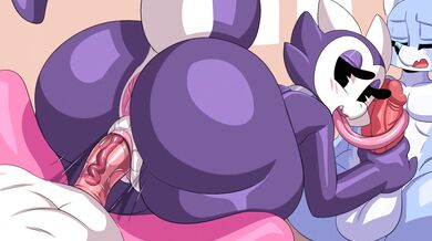 Evelyns having fun with Toto, the dog from Wizard of Oz