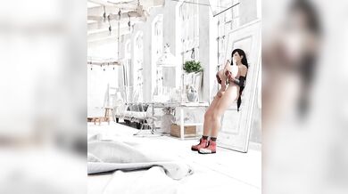 Write a short story about the following picture in 300 words or less Be sure to include sensory details and vivid imagery