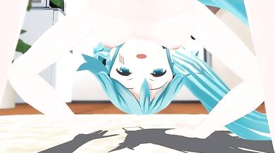 Miku enjoys some doggy playtime with her furry friend!