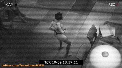 Watch this hot FUTA solo cum video featuring TRACER