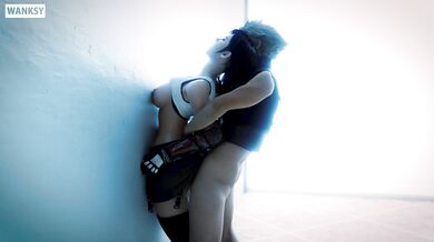 Tifa gets pinned down by a mischievous Wanksy