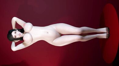 Tifas sensual dance moves leave her partner Phut Hon breathless