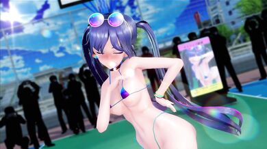 Mona Loves Hello Venus