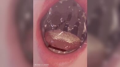 Anal Sex With a Cute Young Woman in a Tiny Apartment