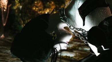 Watch the sexy magician in Skyrim summon monsters and get naughty with them!