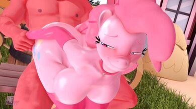 Pinkie Pies HoovesArt Adventure (with Bonking noises)