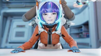 'Alien Queen Breeds with Human'