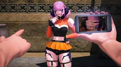 "Hey, isn't that her? [GeckoMeandering]"