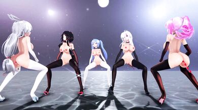 "Feeling the Heat with Hatsune Miku - An Erotic Tango of Seduction"