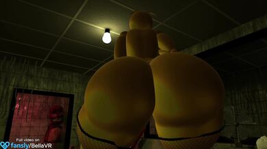 "Sexy Toy Chica Wiggles Her Ass in Hyper Mode!"