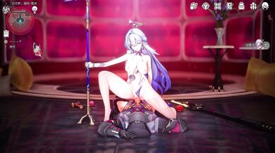 "Robin gives a sensual live concert that leaves her fans begging for more!"