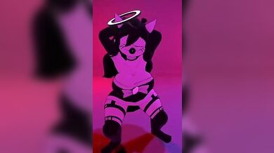 'Inside the Alice-hole (riot)'