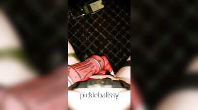 Cammy Cums All Over Herself While Pleasuring in Front of a Mirror